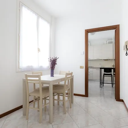 Апартаменты Carola's Place - By Relais Di Giada Комо
